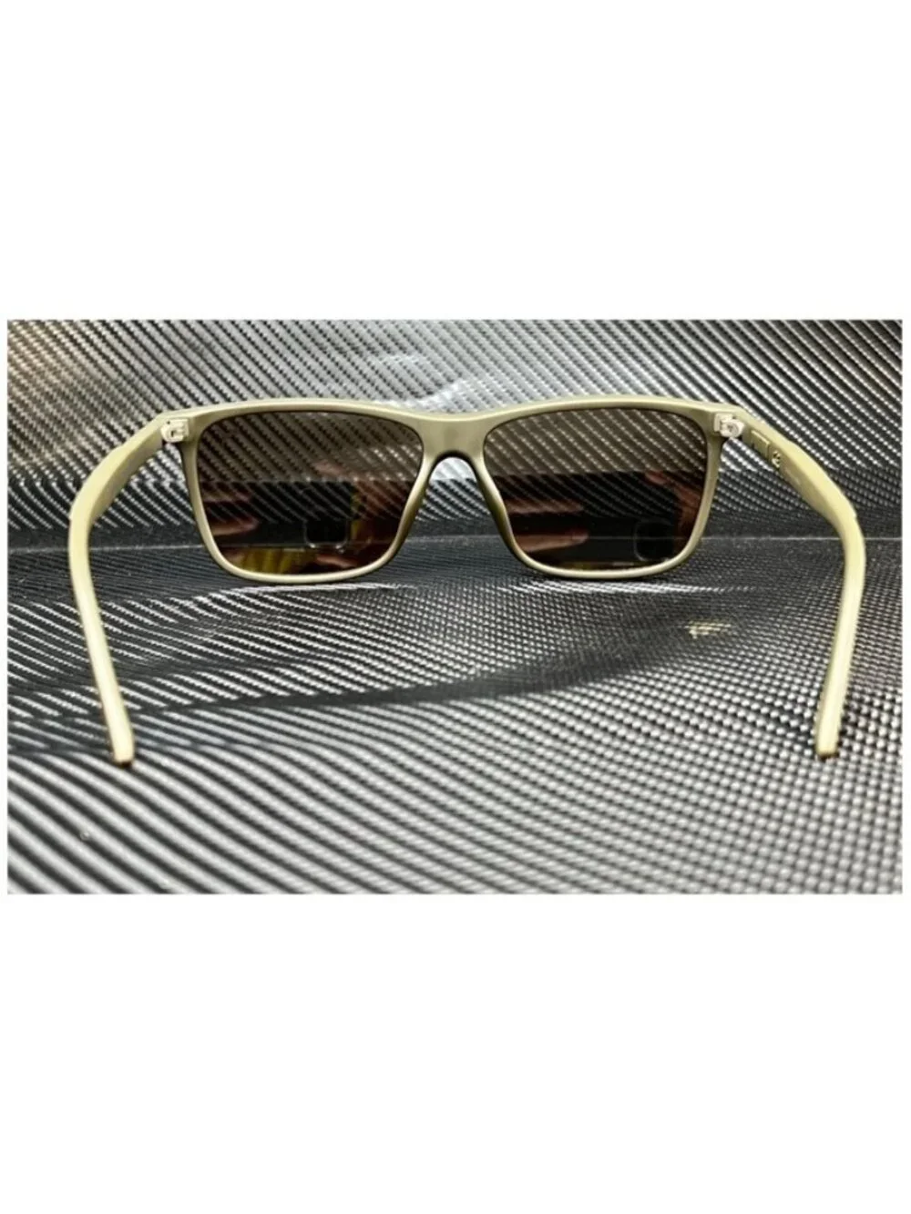 New Puma Men  Matte Green Sunglasses  58- 14- 145
